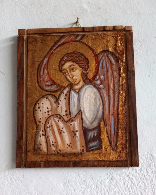 angel with a cloth